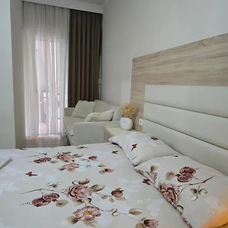Cozy Modern Appartement Kashari